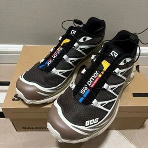 Salomon Men's Black and White Athletic Shoes